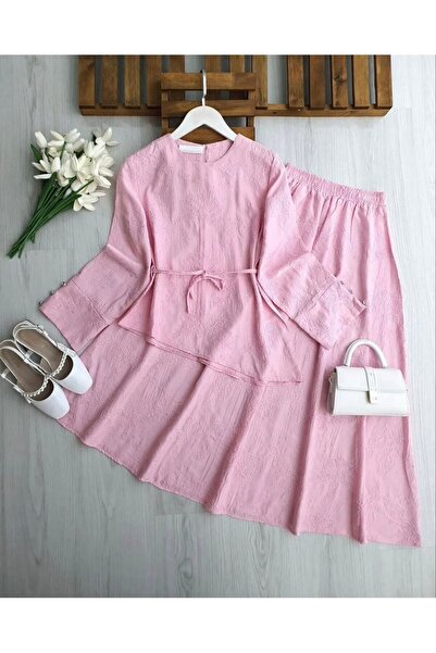 TrendParis Σετ Φούστας & Μπλούζας από Ύφασμα Φράουλα με Λεπτομέρεια Κεντήματος