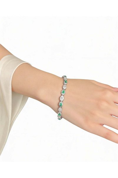 LABELRM Teardrop Crystal Bracelet