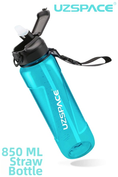 Uzspace قارورة ماء تريتان شفافة سعة 850 مل مع مقياس وقشة وغطاء شفاف للمدرسة