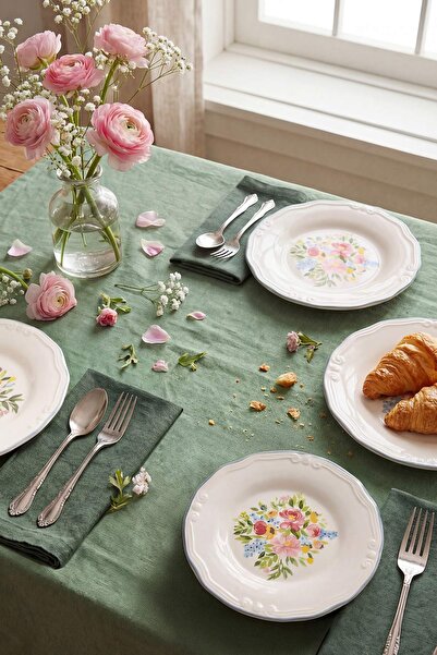 TRENDYOLMİLLA HOME Σετ ζαχαροπλαστικής από πορσελάνη με λουλουδάτο σχέδιο 4 τ...