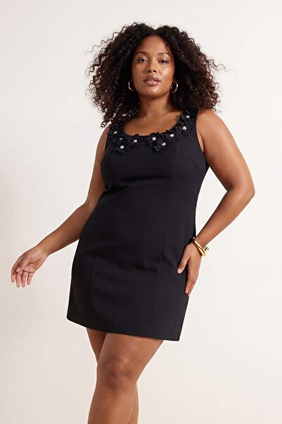 Trendyol Curve Μαύρο φόρεμα Finike Υφαντό Plus Size TBBSS26AH00103