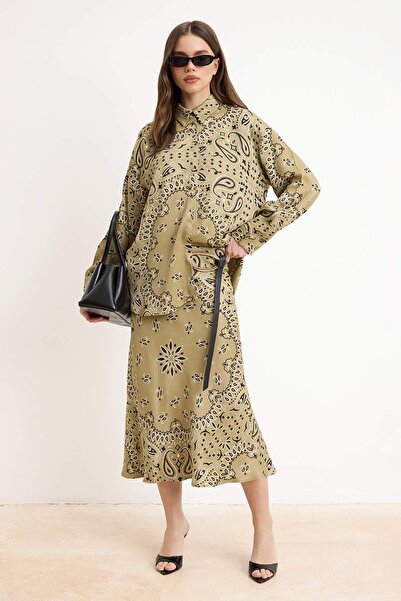 Trendyol Modest Πράσινη σατέν φούστα με έθνικ σχέδια TCTSS26EE00031