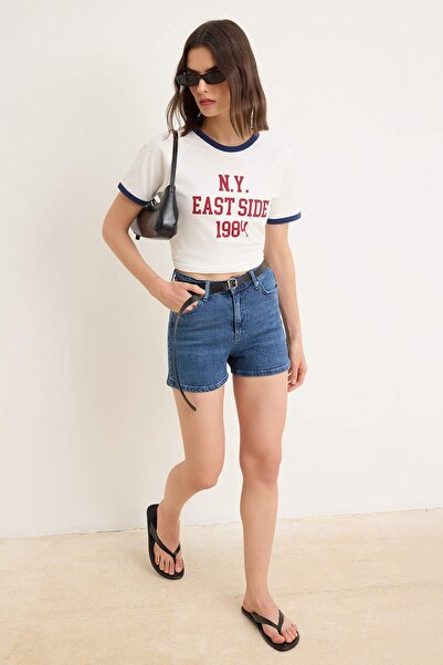 Συλλογή Trendyol Σκούρο μπλε ψηλόμεσο τζιν σορτς City Boy με χαμηλή ελαστικότ...