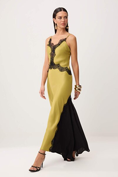 Συλλογή Trendyol Φόρεμα μάξι από πράσινο υφαντό σατέν με δαντέλα TPRSS26EL00311