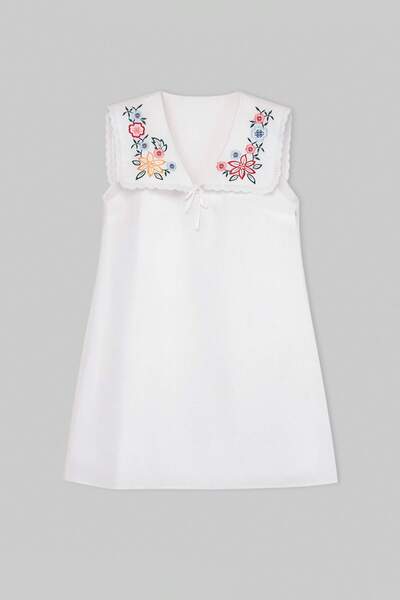 Trendyol Curve Εκρού Ποπλίνα Υφαντό Φόρεμα Μεγάλου Μεγέθους TBBSS26AH00196