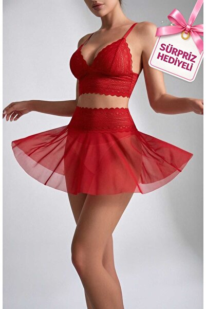 LC Waikiki Γυναικείο Κομψό Σετ Νυχτικών με Δαντέλα και Τούλι με Λεπτομέρειες ...