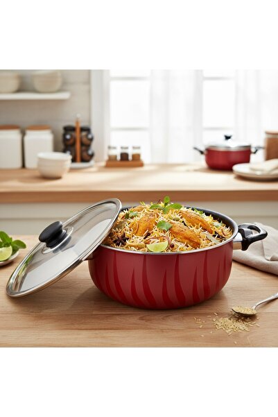 B&D CASSEROLE WITH STAINLESS STEEL LID 32CM