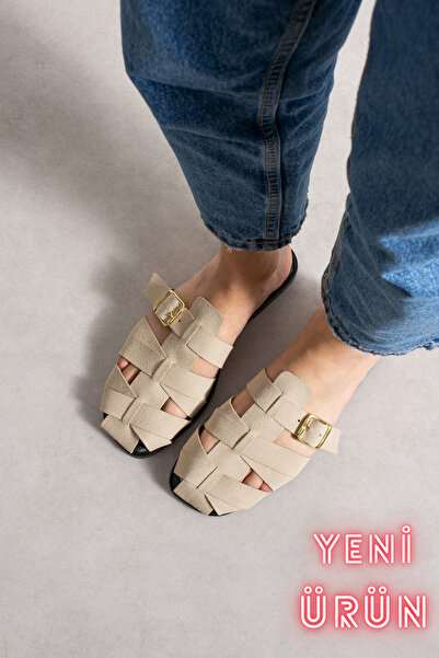 diya shoes Γυναικείες παντόφλες Shay Yoshi σε μπεζ χρώμα με λεπτομέρεια αγκρά...