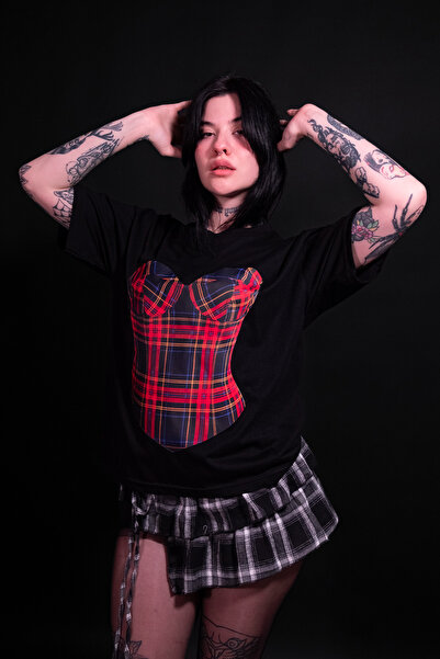 CİNEMA MODA Καρό εμπριμέ μαύρο γυναικείο μπλουζάκι με άνετη εφαρμογή