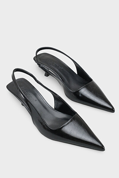 Capone Outfitters Γυναικεία παπούτσια Lynett με μυτερή μύτη, μεσαίο τακούνι κ...