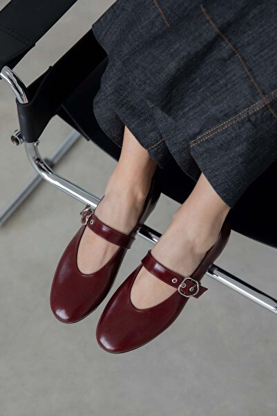 STRASWANS Bella Γυναικεία Ζώνη με Λεπτομέρεια Δερμάτινη Μπαλαρίνα Μπορντό