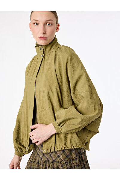 Koton Αδιάβροχο μακρυμάνικο από ύφασμα αλεξίπτωτου Με τσέπες ψηλός λαιμός με ...