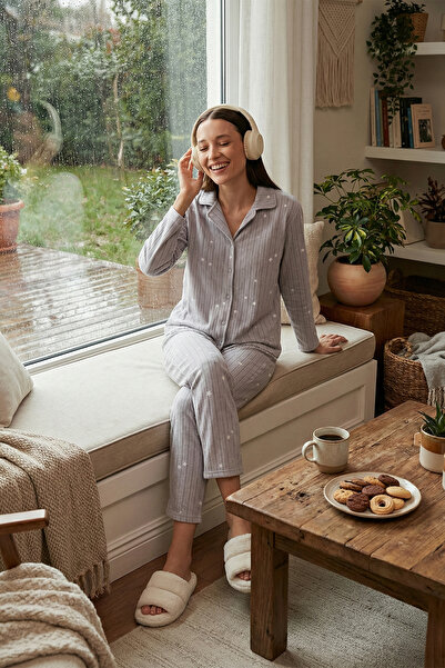 Lela Σετ πιτζάμες με κουμπιά μπροστά με γιακά πουκάμισου κανονικής εφαρμογής ...