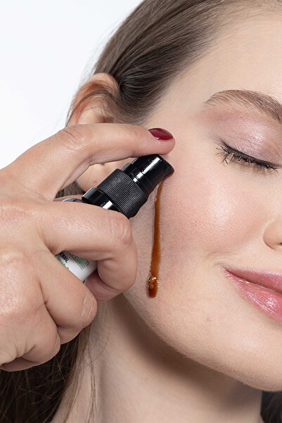 mineaderm Gözenek Sıkılaştırıcı Liposomal Niasinamid Serum/Pore Tightening Liposom %10 Niacinamide Serum
