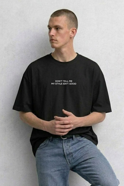 MATERIAL Ανδρικό μπλουζάκι Comfort με στάμπα κειμένου σε μαύρο χρώμα