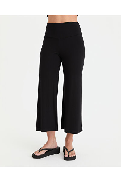 Ayma Active Women's Black Capri Flow Shorts Pants - Double Layered Bodice, In...