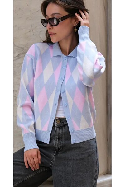 Butik Una Fiaba - Women's Polo Neck Diamond Pattern Buttoned Knit Cardigan