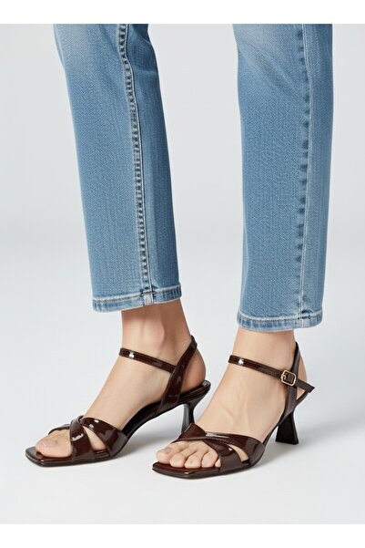 Long Star Γυναικεία καφέ πέδιλα με χοντρό τακούνι σε στυλ Manifest – Άνετα, κ...