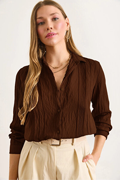 Olalook Γυναικείο πουκάμισο με λεπτομέρεια με γεωμετρική ρίγα σε καφέ χρώμα G...