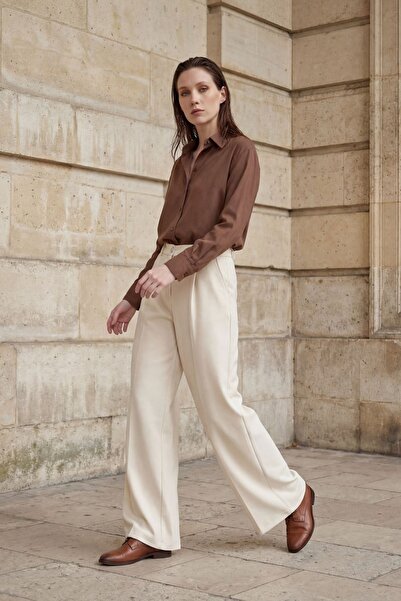 Hiccup MY FASHION Ψηλόμεσο παντελόνι με ίσια μπατζάκια Με πιέτες