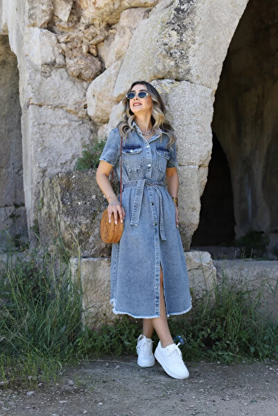 bytugcekaya Μπλε κοντομάνικο τζιν φόρεμα με ζώνη