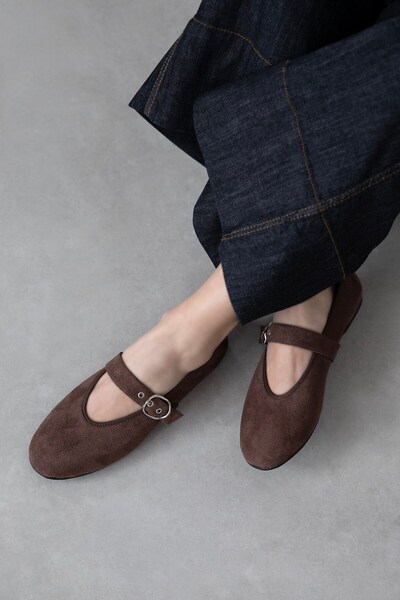 STRASWANS Paula Γυναικεία Ζώνη με Λεπτομέρεια από Σουέντ Μπαλαρίνα Καφέ