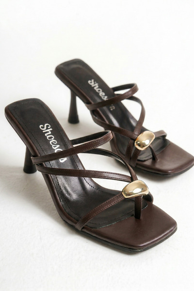 Shoesers Γυναικείες παντόφλες βραδινού φορέματος σε σκούρο καφέ χρώμα, ειδική...