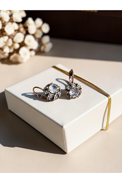 FAYRA ACCESSORIES Zircon Stone Earrings