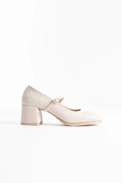 Loyano Bella Μπεζ λουστρίνι γυναικείο Παπούτσι με τακούνι TR02MS02B