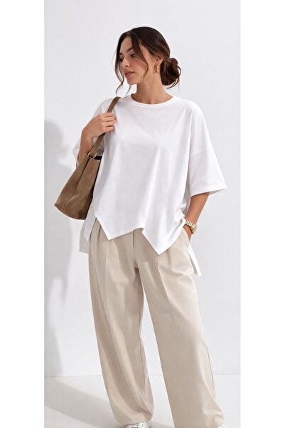 MG GİYİM STORE Kadın Beyaz Oversize Asimetrik Kesim Tişört