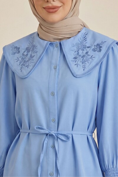 Modamorfo Βρεφικό πουκάμισο ποπλίνα με κέντημα στο γιακά και δέσιμο στη μέση ...