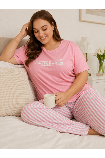 Vesperia Women's Oversized Pegasus Soft Fabric Pajama Set