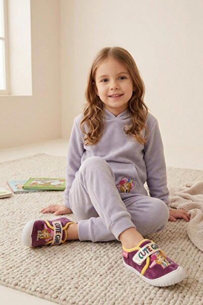 GEZER 03377 Girl's Daily Velcro Slippers Nursery Shoes