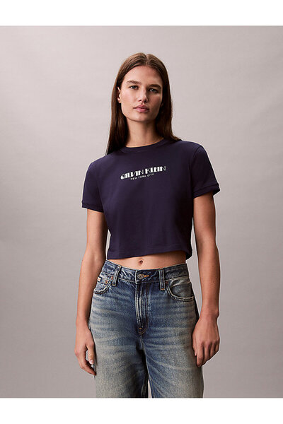 Calvin Klein Kadın Logo Croppen T-shirt