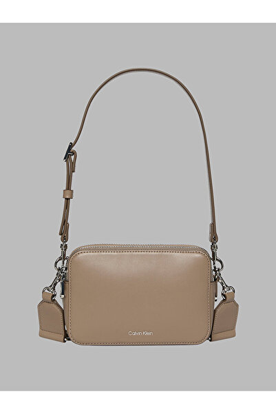 Calvin Klein Kadın Webbing Double Strap Çapraz Çanta