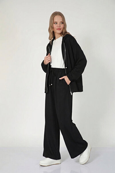 Suede Style 5804 - بدلة نسائية أنيقة ومريحة بغطاء للرأس وسحاب
