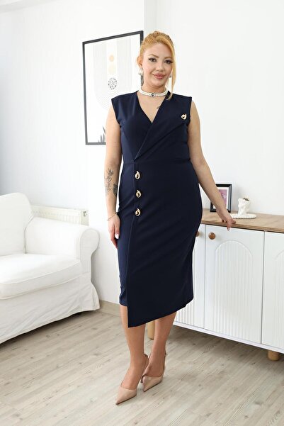 Siyezen Βραδινό φόρεμα με διπλό γιακά σε μεγάλο μέγεθος με χρυσά αξεσουάρ