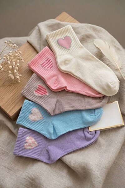 Esinti Συσκευασία 5 τεμαχίων γυναικείες πολύχρωμες κάλτσες με σχέδιο καρδιάς ...