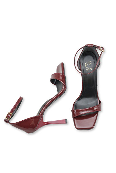 NITU Shoes Παπούτσια από λουστρίνι μπορντό με κλειστή πλάτη και τακούνι 11 εκ.