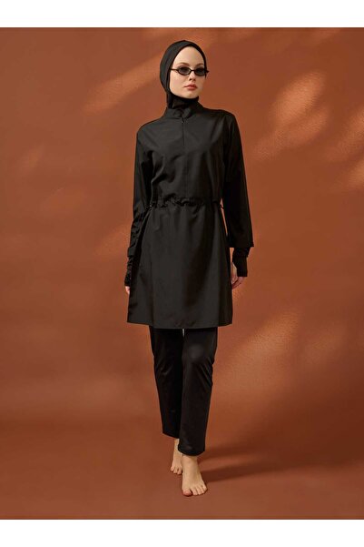 Mayo Bella Μαγιό με λεπτομέρεια κορδόνι στη μέση, ολόσωμο, με ριγέ λαιμόκοψη ...