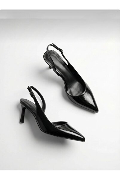 Sabella Moda Γυναικεία παπούτσια με μυτερή μύτη και τακούνι στιλέτο 89000