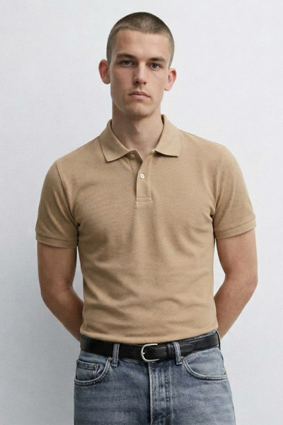 MATERIAL Ανδρικό άνετο καλοκαιρινό μπλουζάκι με λαιμόκοψη σε μπεζ χρώμα