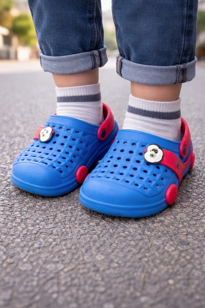 Chirpy Πλαστικές καλοκαιρινές παντόφλες με διαφορετικά χρώματα και εικόνες