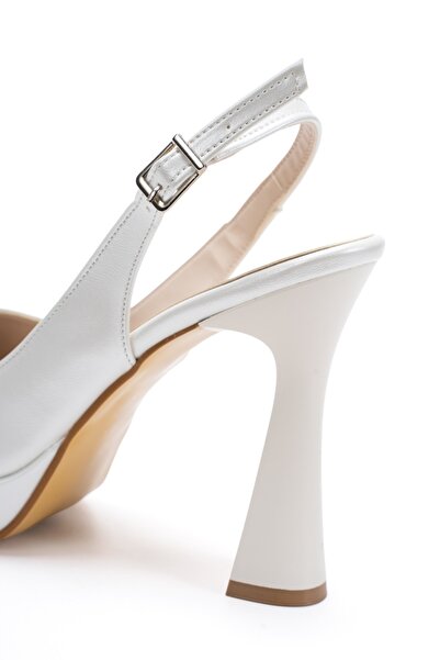 DYG STORE Γυναικεία βραδινά παπούτσια με τακούνι και πλατφόρμα σε λευκό χρώμα...