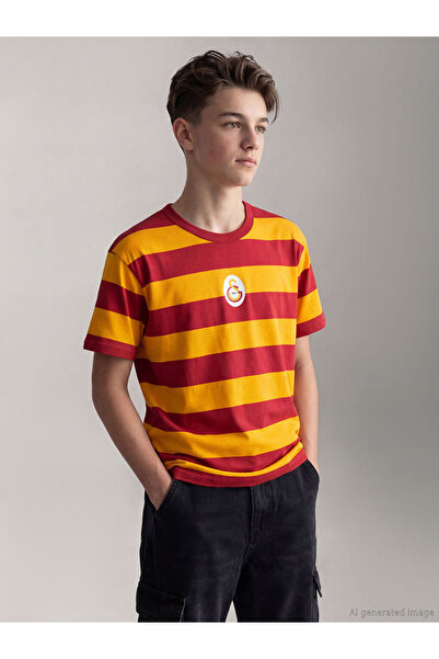 LC Waikiki Αγόρι μπλουζάκι με στάμπα Galatasaray Crew Neck