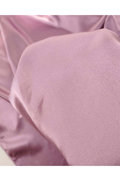 Kumaş Parça Λεπτό σατέν σε χρώμα λιλά-ροζ. Πλάτος: 140 εκ.