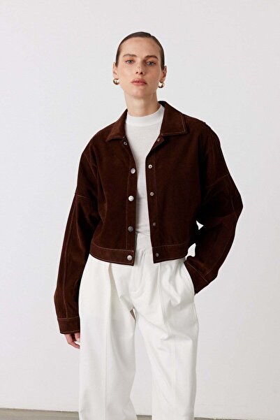 FACETTE Κοντό μπουφάν Cue Suede σε καφέ απόχρωση