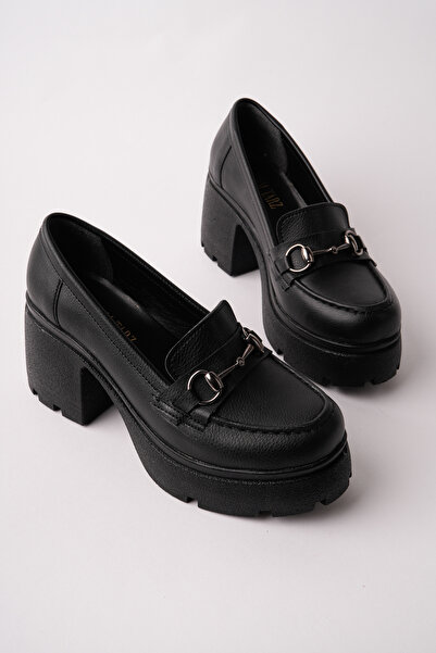 Madam Tarz MHD-909 Λοφερ με χοντρό τακούνι και αγκράφα