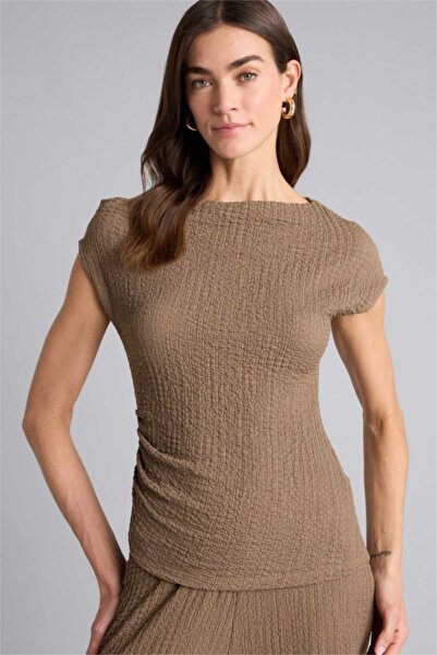 DeFacto Γυναικείο T-shirt H0557AX/BN229 ΑΝΟΙΧΤΟ ΚΑΦΕ