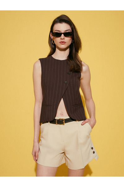 Dilvin 72650 Πλισέ Σορτς με Ζώνη-Μπεζ